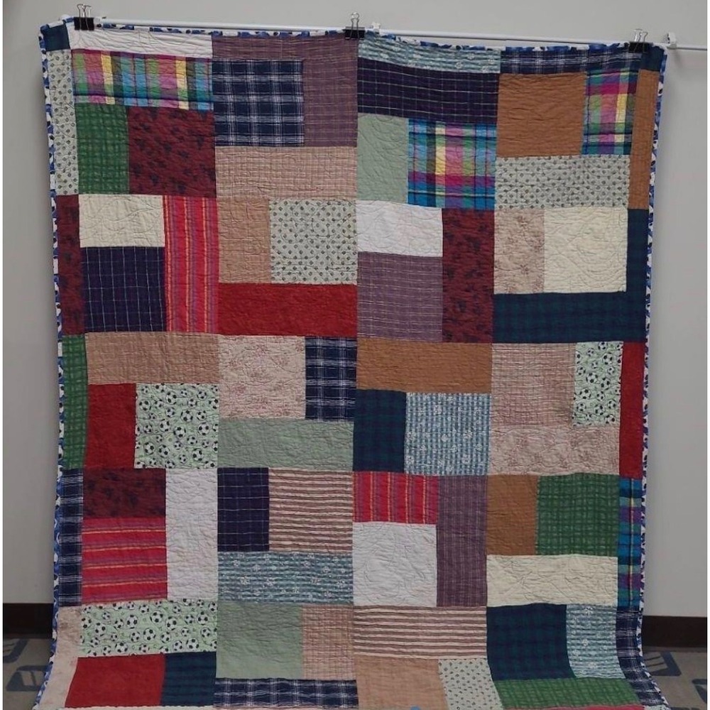 1.a.0.0.0.1 Handmade Patchwork Quilt 64x79 Scrappy Soccer Ball Throw Blanket